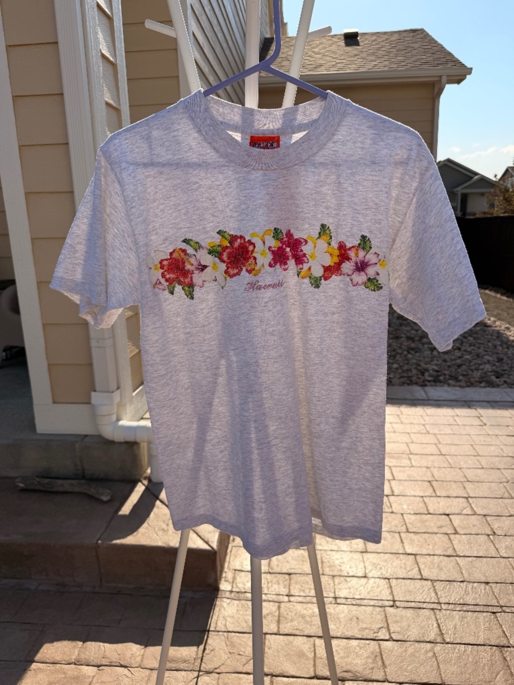 Vintage 90s The Cotton Exchange Hawaii Floral Lei T Shirt Heather Grey